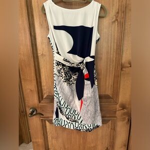 Diane Von Furstenberg silk tie waist dress size 6